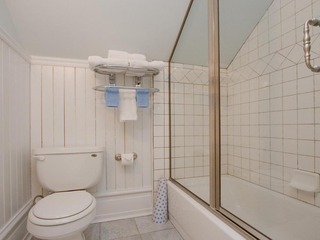 Abbey House Inn (Adults Only) Winters Bagian luar foto