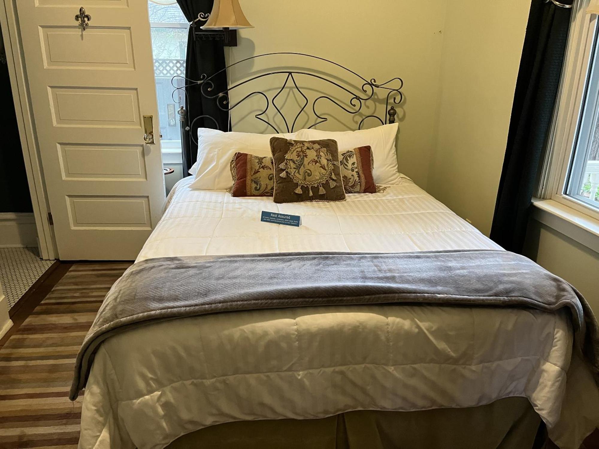 Abbey House Inn (Adults Only) Winters Bagian luar foto
